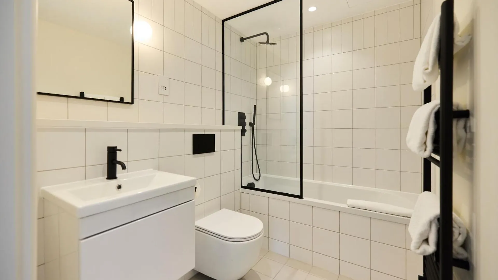 Apartamento The East London Mile Hideout - Trendy 3Bdr Flat With Balcony