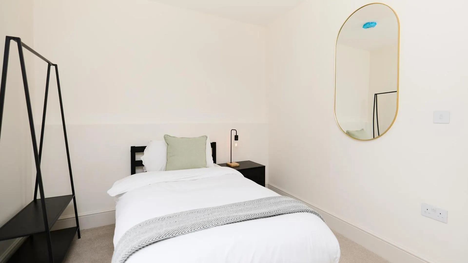 Apartamento The East London Mile Hideout - Trendy 3Bdr Flat With Balcony