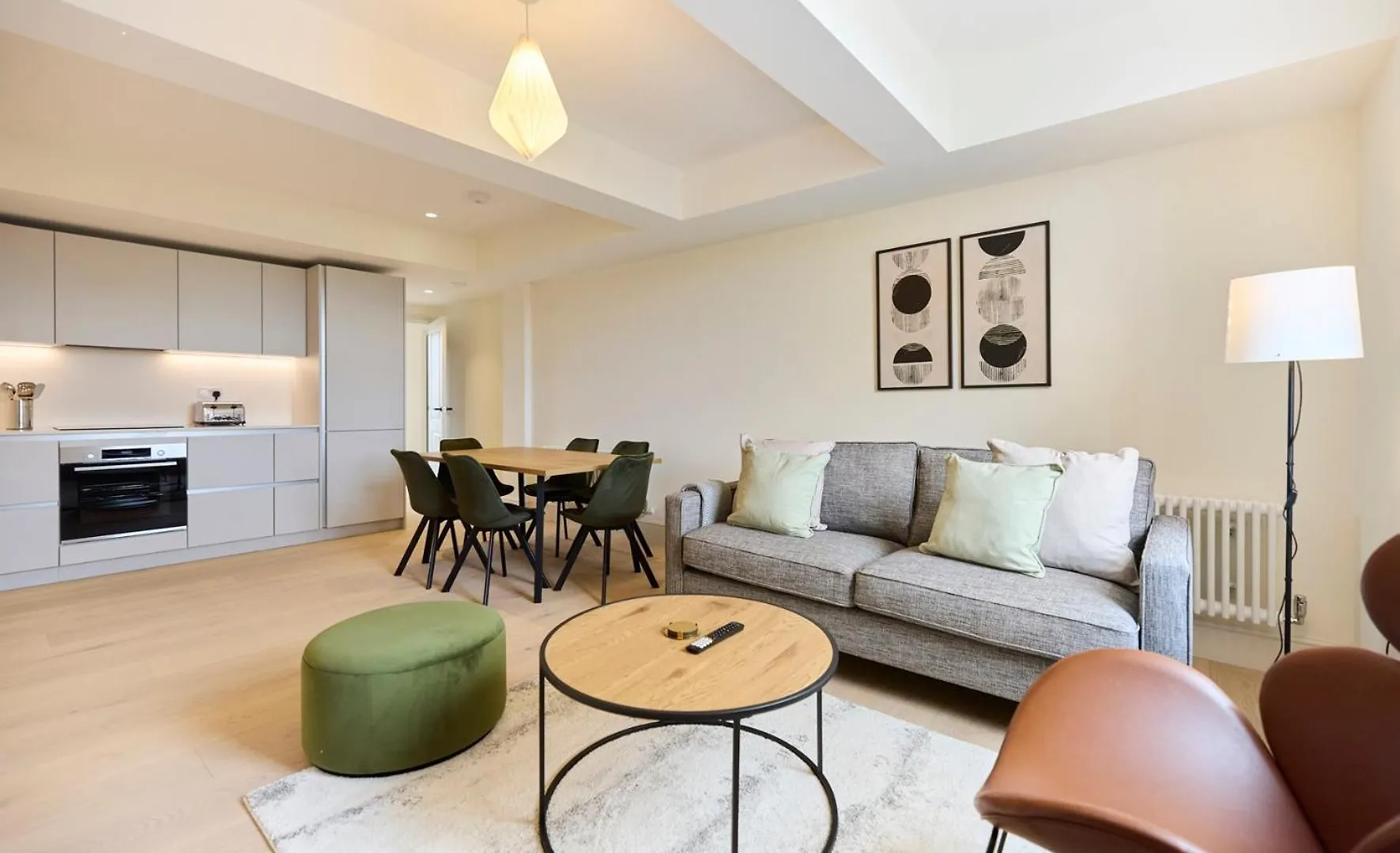 Apartamento The East London Mile Hideout - Trendy 3Bdr Flat With Balcony