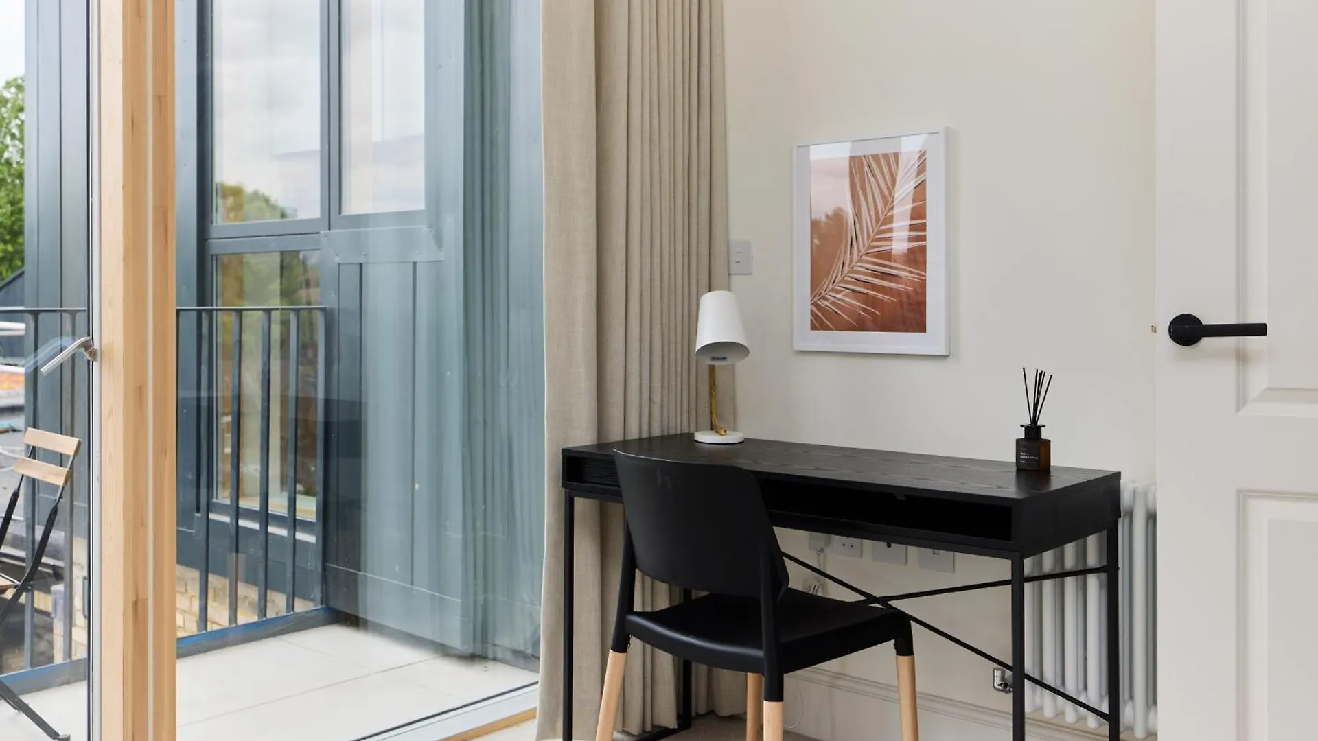 Apartamento The East London Mile Hideout - Trendy 3Bdr Flat With Balcony